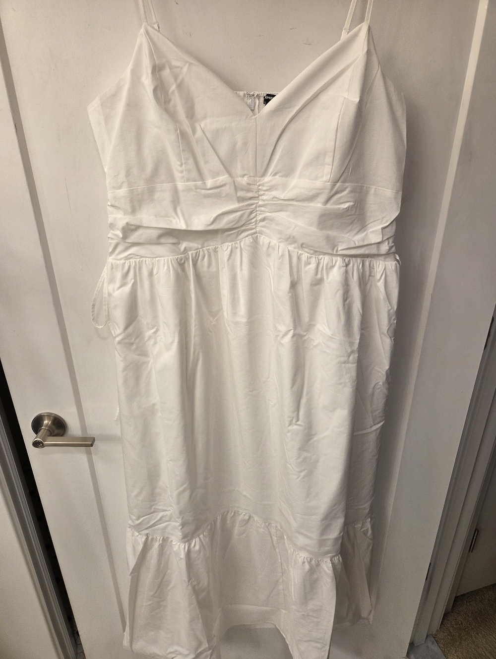 NWT - Express V-Neck Ruched Side Tie Smocked Back Bodice Midi Dress - Size XL - Picture 5 of 16